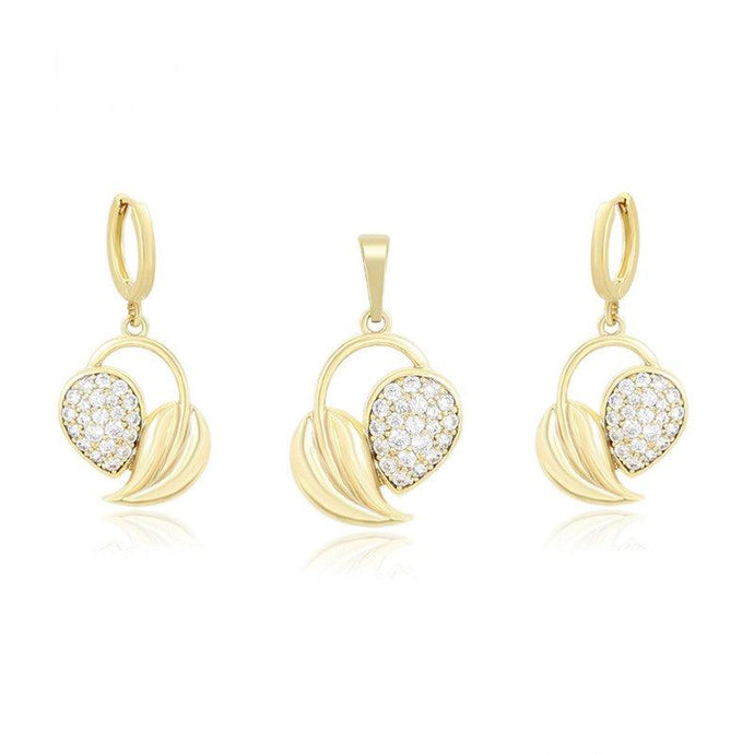 14 K Gold Plated leaf pendant and earrings set with white zirconium - BIJUNET