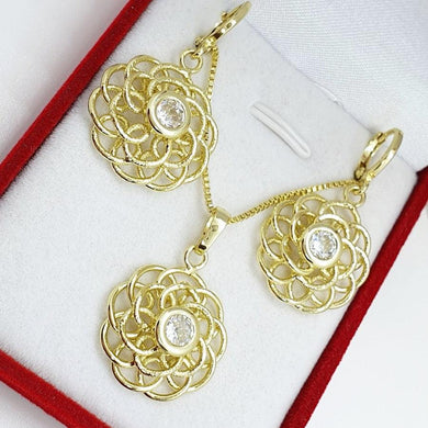 14 K Gold Plated pendant and earrings set with white zirconium - BIJUNET